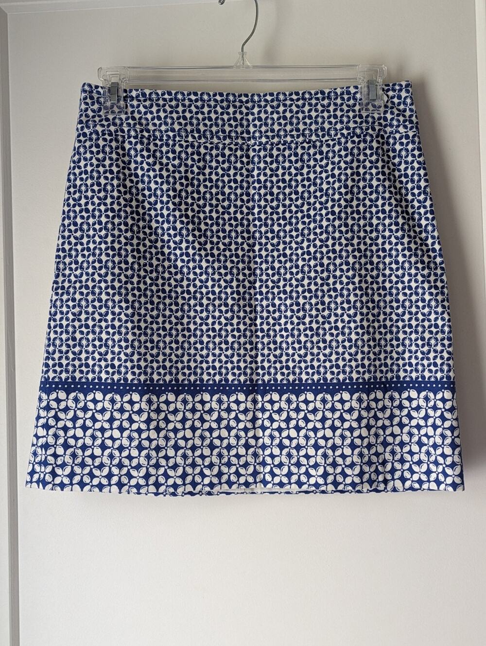 Talbots Size 10 Short Mini Skirt Cobalt Blue Geometric Modern Preppy Casual EUC
